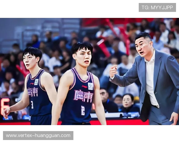 杜锋:人员本就不齐整徐杰今晚又不舒服,大外援等他到位再说